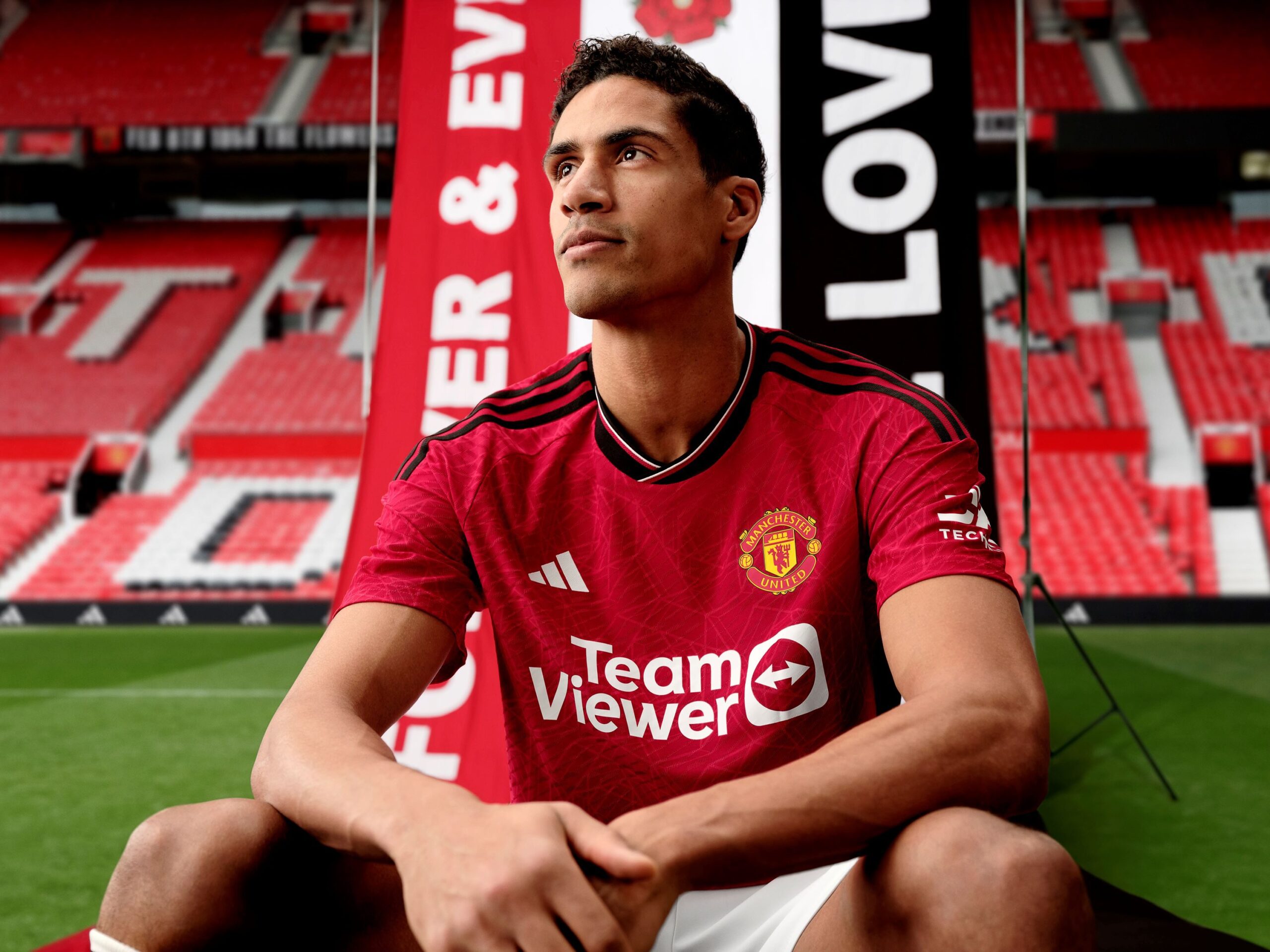 adidas unveils new Manchester United kit inspired by the industrial revolution-fast168
